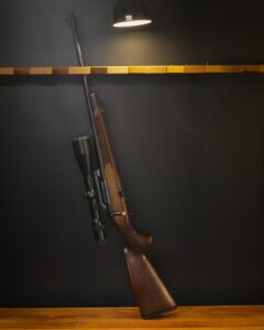 Tikka M695 7x64