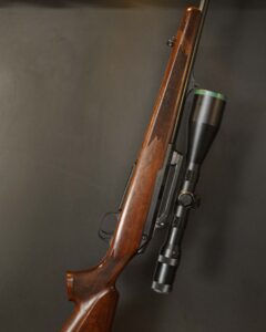 Tikka M695 7x64
